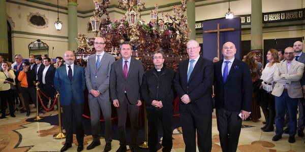 Exposición: 'Un Cerro de Humildad'
