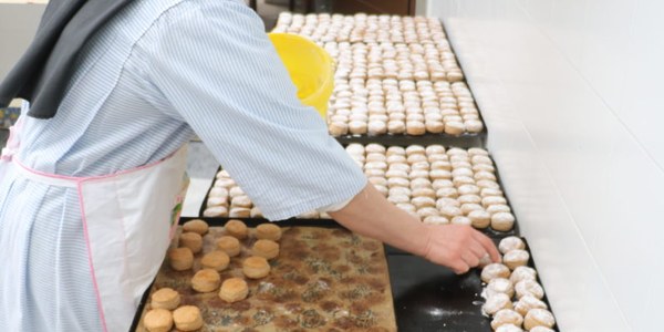 Muestra de dulces de conventos de clausura de Sevilla