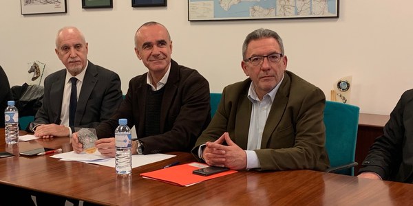 El Ayuntamiento y Adif alcanzan tras 27 años el acuerdo para la reordenación del entorno de la estación de Santa Justa con espacios libres peatonales, zona verde, un intercambiador de transporte, viviendas y suelo terciario