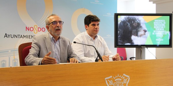 El Ayuntamiento aprobará este viernes de forma inicial la nueva Ordenanza Municipal de Protección, Bienestar y Tenencia Responsable de Animales en Sevilla y comenzará en septiembre a ejecutar el control de cotorras y la potenciación de las aves autóctonas