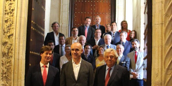 Ayuntamiento, CES y Cámara de Comercio firman una declaración por el turismo de Sevilla para trabajar en su sostenibilidad y calidad y que servirá de base para un futuro pacto con todos los agentes sociales y económicos