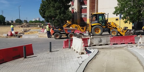 Ayuntamiento inicia las obras del proyecto para mejorar los accesos al Polígono Sur con una inversión de 456.000 euros