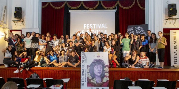 Cerca de 20 estrenos, programas de cortometrajes, cine para bebés, talleres y encuentros con los directores conforman las secciones destinadas al público joven de la 16ª edición del Festival de Cine de Sevilla