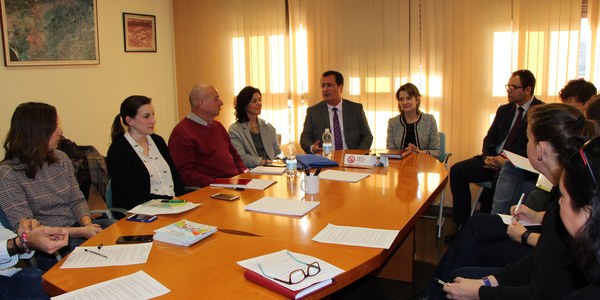 Dos centros escolares de Sevilla participarán en el proyecto de elaboración de Caminos Escolares Seguros impulsados por DGT en colaboración con el Ayuntamiento de Sevilla y la financiación de Renault España
