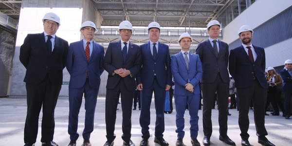 El alcalde destaca que el nuevo centro Andalucia Tech Escuela Politécnica en Cartuja da respuesta a una demanda histórica y refuerza el Parque Científico y Tecnológico