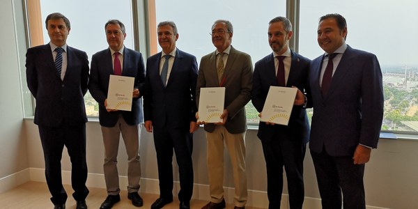 El alcalde destaca que el Parque Científico y Tecnológico Cartuja será referente nacional e internacional con el proyecto de energía renovable, eficiencia energética y movilidad eléctrica impulsado por Endesa