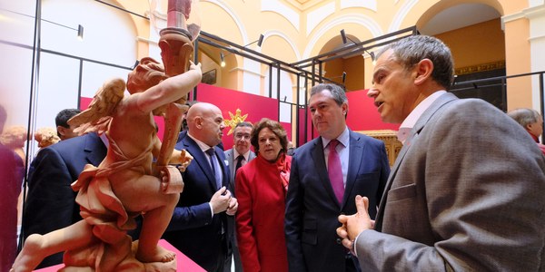 El Ayuntamiento acoge desde hoy la exposición ‘Sevilla Fecit, un encuentro con los artífices del arte sacro’, que se podrá visitar durante la Semana Santa