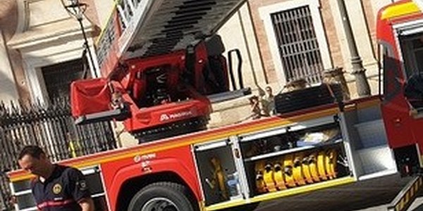 El Ayuntamiento adjudica el servicio técnico para redactar el proyecto de obras de reforma integral del parque de Bomberos de la Carretera  de Su Eminencia, que tendrá un presupuesto de 462.000 euros
