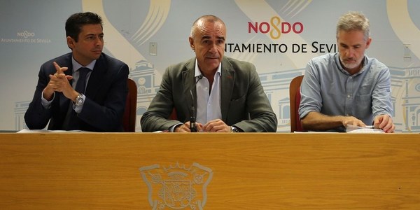 El Ayuntamiento aprueba un programa de inversiones de un millón de euros con seis proyectos para mejoras de viales en el Porvenir, Bermejales, Amate, Parque Alcosa, Triana y Los Remedios