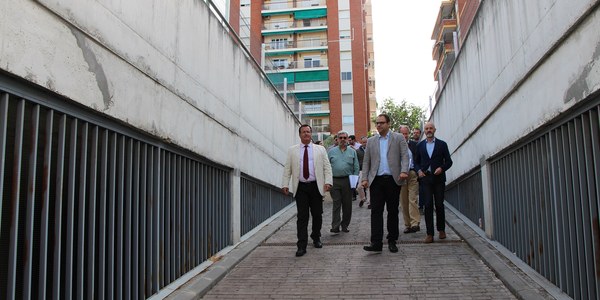 El Ayuntamiento avanza en el proceso de licitación de las obras finales y la gestión del aparcamiento de Rafael Salgado en Bami con una visita técnica en la que participan una docena de empresas interesadas en optar a esta concesión