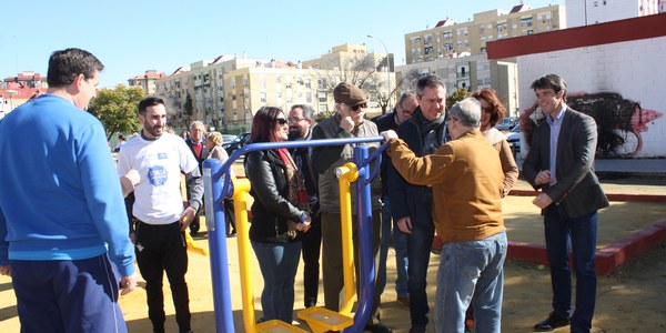 El Ayuntamiento concluye las obras de la zona deportiva y recreativa de La Oliva en el Distrito Sur
