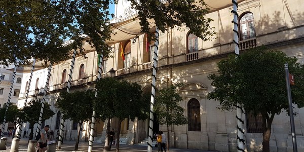 El Ayuntamiento convoca el X Premio Iberoamericano de Poesía Hermanos Machado