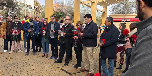 El Ayuntamiento culmina su agenda de actividades del Día Mundial de Lucha contra el Sida con la lectura de un manifiesto frente a la serofobia e iniciativas de sensibilización y prevención para jóvenes