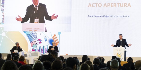 El Ayuntamiento destaca que el II Foro de Gobiernos Locales confirma a Sevilla como capital referente del municipalismo y amplía las alianzas internacionales gracias los protocolos de colaboración firmados con 30 ciudades