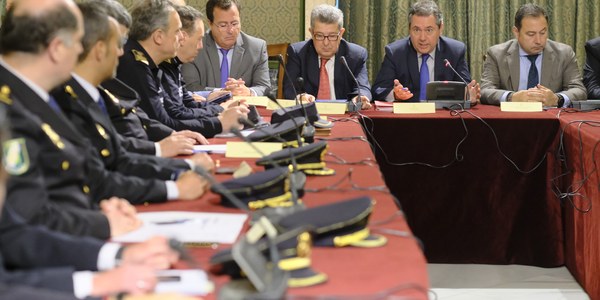 El Ayuntamiento, en coordinación con la Delegación del Gobierno y la Junta, activa desde mañana el dispositivo de seguridad para la Semana Santa de 2019 que cuenta con la participación de un total de 6.000 personas