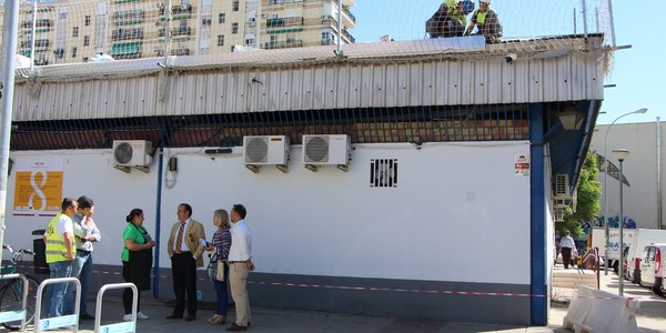 El Ayuntamiento inicia las obras de reforma integral del mercado de abastos de Las Palmeritas con nueva cubierta, climatización e iluminación y un presupuesto que supera los 308.000 euros