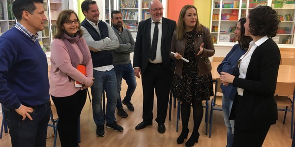 El Ayuntamiento lleva a cabo obras para instalar un sistema de climatización eficiente en el CEIP Escritor Alfonso Grosso, en el Distrito Norte, con una inversión de casi 200.000 euros