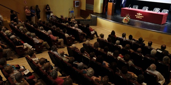 El Ayuntamiento pone en marcha un programa de actividades de prevención de la dependencia y promoción social dirigido a más de 2.100 personas mayores