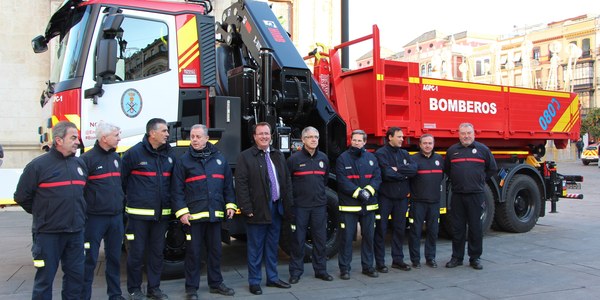 El Ayuntamiento saca a licitación pública la adquisición de 6  vehículos de Bomberos con un presupuesto de 2 millones de euros