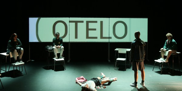 El ciclo “Los Jóvenes y El Teatro TEATReVES” programa este domingo en el Teatro Alameda “OTELO #EnLaRed”, una obra contra el bullying y el ciberacoso