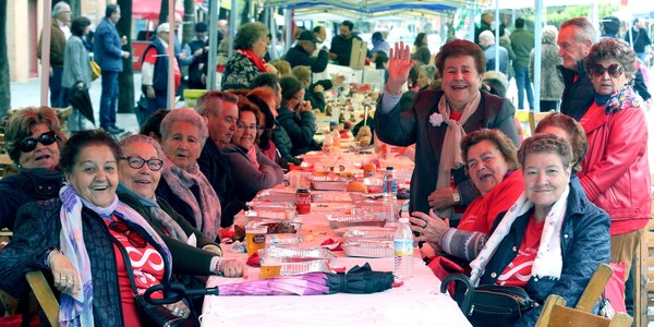 El Distrito Este-Alcosa-Torreblanca celebra la IV Fiesta de la Primavera con una jornada de convivencia