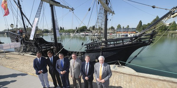 El Festival Marítimo congrega a la Nao Victoria, El Galeón Andalucía y La Carabela Veracruz en el Muelle de las Delicias para conmemorar el V Centenario de la Primera Vuelta al Mundo