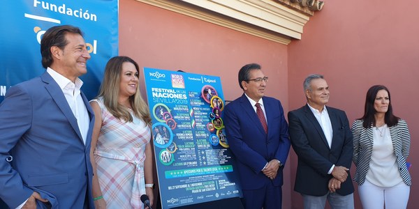 El Prado acoge la XXVI edición de la Feria de las Naciones como muestra intercultural