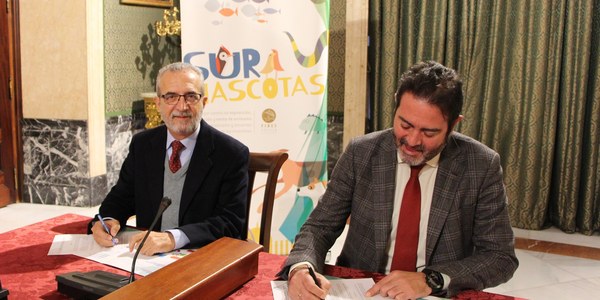 El Zoosanitario y FIBES impulsan la adopción responsable de animales en la feria SurMascotas, que se celebrará el próximo fin de semana, con la colaboración de otras instituciones públicas y protectoras