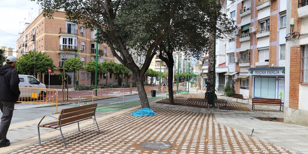 Emasesa realiza las reparaciones en la Avenida del Greco por los daños causados por el temporal y las últimas actuaciones pendientes de la reurbanización integral