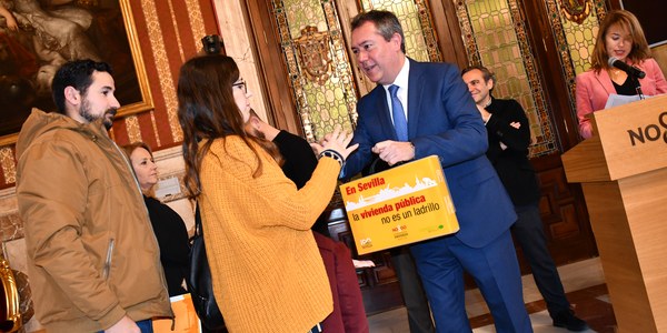 Entrega de 33 viviendas en alquiler con opción a compra para jóvenes junto a la Avenida de Andalucía