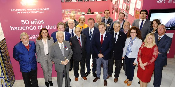 Espadas ofrece al Colegio de Administradores de Fincas de Sevilla reforzar la coordinación ya existente con nuevos programas en vivienda, rehabilitación energética, lucha contra la violencia de género o el Plan Estratégico Sevilla 2030