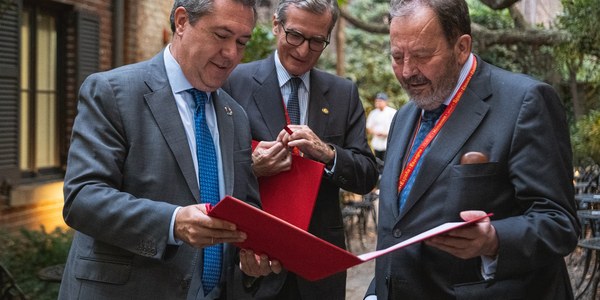 Espadas promociona Sevilla como destino turístico y de inversión en Nueva York en el seno de la WTTC, el Foro Anual Cámara de Comercio España-EEUU y el Instituto Cervantes