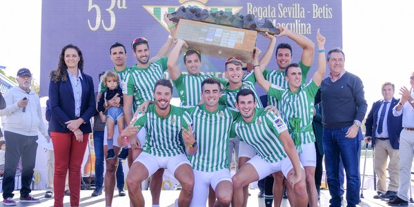 Éxito de público en la 53ª Regata Sevilla-Betis de remo, cita ineludible del calendario deportivo de la ciudad