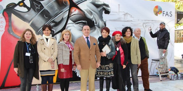 La Feria de Artesanía Creativa de Sevilla celebra su 20 aniversario con una nueva edición que se celebra en la Plaza Nueva hasta el próximo 5 de enero