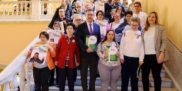 Lectura del manifiesto denominado ‘Mi voto cuenta’