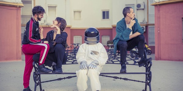 Los Distritos Bellavista-La Palmera y Triana acogen este domingo el estreno absoluto de “Laika”, pieza enmarcada en la edición 2019 de Bailar mi Barrio