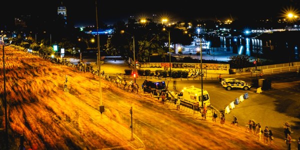 Luis Miguel Moreno y Carolina Robles se imponen en la XXXI edición de la Nocturna del Guadalquivir en la que participaron más de 20.000 corredores