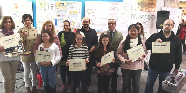 Más de 150 escolares participan en una acción de promoción del mercado de abastos de la Encarnación promovida por el Ayuntamiento y la asociación de comerciantes
