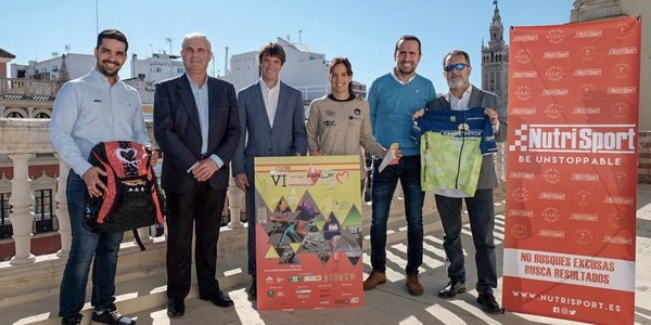 Más de 800 deportistas participan en el Nutrisport Half Trialón de Sevilla, que se celebra este sábado