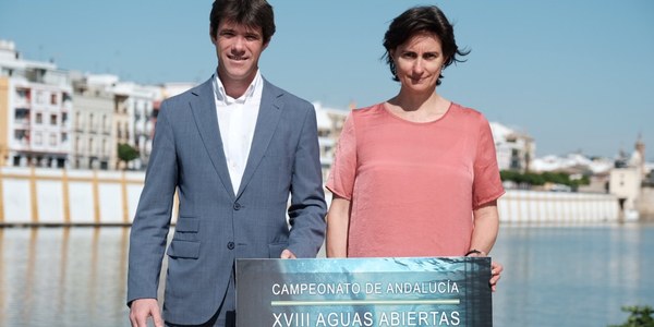 Sevilla acoge este fin de semana el Campeonato de Andalucía de Aguas Abiertas, en el que participan unos 150 nadadores