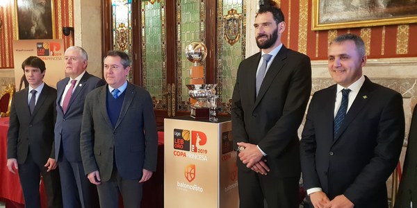 Sevilla acoge este sábado la final de la Copa Princesa de Baloncesto que enfrenta al Real Betis Energía Plus y al RETABET Bilbao Baloncesto