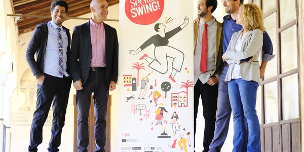 El Teatro Alameda acoge la primera actuación en España de la guitarrista y vocalista de jazz Albanie Falletta dentro de la programación del VII Sevilla Swing Festival