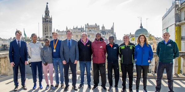 Unos 13.000 corredores tomarán la salida del Zurich Maratón de Sevilla