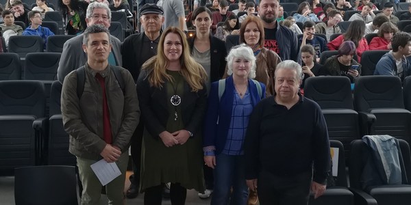 Alrededor de 300 estudiantes se dan cita en Factoría Cultural para  participar en una jornada sobre la memoria histórica