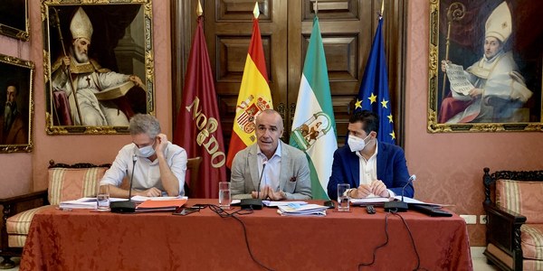 El Ayuntamiento aprueba la venta de la Gavidia y de una parcela residencial en Cisneo Alto para obtener 10,5 millones de euros para el plan extraordinario de inversiones