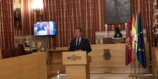 El Ayuntamiento asume a petición de la Junta de Andalucía la realización de las pruebas de COVID 19 a la plantilla del servicio de ayuda a domicilio y pide a la Consejería una siguiente fase con 5.800 test para los servicios esenciales municipales