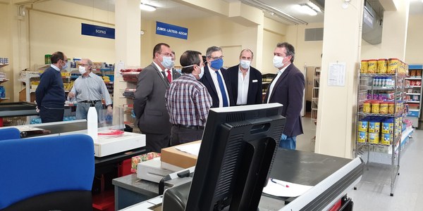 El dispositivo municipal de atención social refuerza su coordinación con las hermandades a través de proyectos como la Fundación Benéfico Asistencial Casco Antiguo