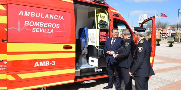 El Ayuntamiento distingue a 68 bomberos por sus años de servicio a la ciudad durante el acto del día del patrón del Cuerpo, que ha realizado cerca de 6.000 intervenciones durante 2019