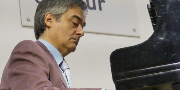 El arte de la improvisación llega al Espacio Turina de la mano del pianista Andrés Carlos Manchado