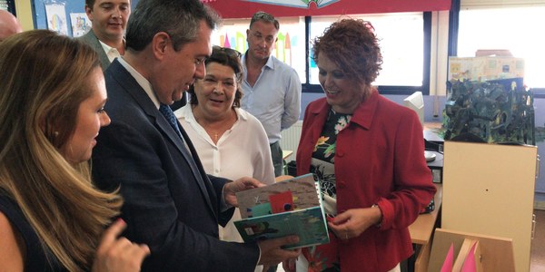 El Ayuntamiento aprueba 750.000 euros en inversiones en cinco colegios para nuevas aulas de especial, aseos adaptados, patios, comedores o eficiencia energética